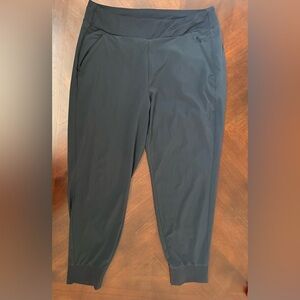 listing-status-banner